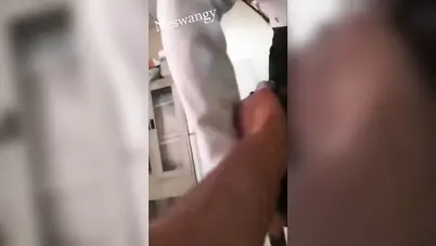 الدكتور الهايج مع الممرضة المحجبة سكس عربي