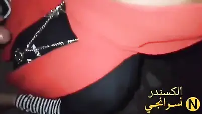 بنت محجبة تتشرمط وتمص زب خطيبها وتدلعه سكس مصري xlxx