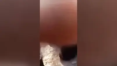 شابين بدو زانقين بنت في الصحرا وينيكوها سكس عربي