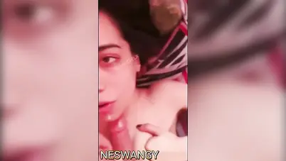 زانق حبيبته وينيك بزازها وتمصله زبه وتدلعه سكس مصري