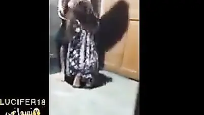 شاب يزنق جارته فوق السطح تمصله ويفشخها نيك سكس مصري