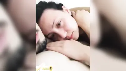 مزة نار سهرانة مع حبيبها وتمصله وتدلعه سكس مصري