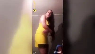 اندر ايدج جسمها نار تعرض بزازها الملبن سكس نودز مصري