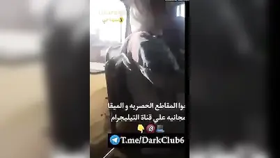 متحرش يلعب في زبه في المواصلات ويتحرش ببنات سكس مصري