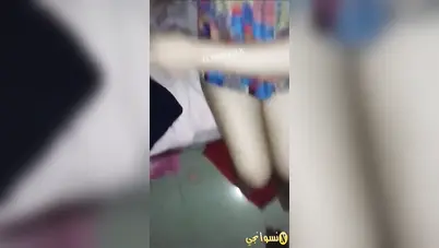 ميلف فلاحة خبرة تمص زب شاب صغير وتخليه ينيكها سكس مصري xnxx