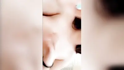 بنت هايجة كسها بياكلها تدعك فيه اوي سكس نودز مصري