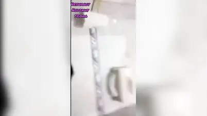 مزة شقرا تعرض جسمها الجميل وتروح لحبيبها الشقة تمص زبه سكس نودز مصري