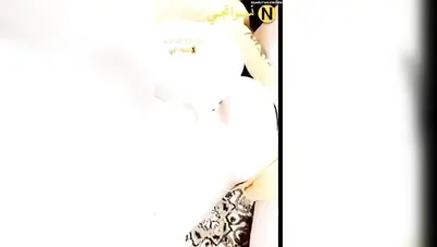 بنت بيضا ملبن تلعب في جسمها الفاجر وتصور لحبيبها سكس نودز مصري