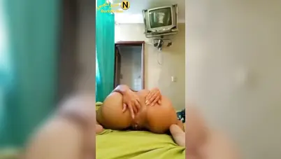 لبوة هايجة اوي بطيز كبيرة تبعبص طيزها وكسها سكس نودز مصري