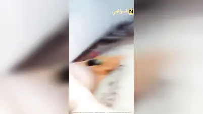 مطلقة هايجة تنيك كسها بخيارة سكس نودز مصري