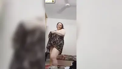 ميلف مربربة جسمها نار تعرض لعشيقها سكس نودز مصري
