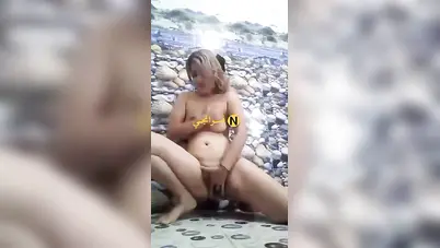 هايجة اوي تقعد في الحمام وتضرب سبعة ونص سكس نودز مصري