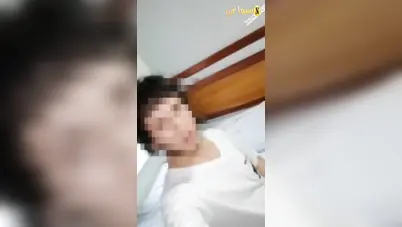 ديوث يصور مراته وهي بتتنطط على زب عشيقها سكس مصري دياثة