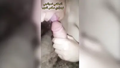 شرموطة خبرة في المص تدلع حبيبها وينيك بزازها سكس مصري