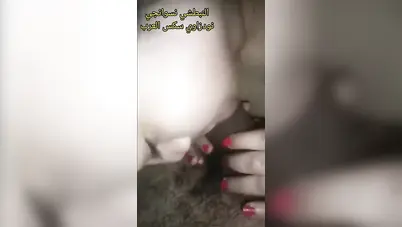 شرموطة خبرة في المص تدلع حبيبها وينيك بزازها سكس مصري