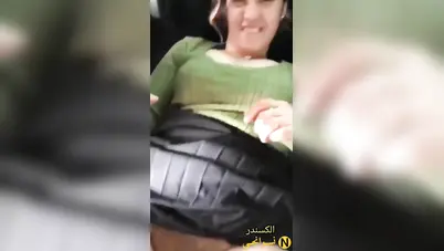 زانق صاحبته في العربية ويفشخها نيك سكس مصري