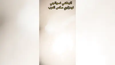 يجيب حبيبته البيت وينيكها من طيزها وهي تصوت سكس مصري
