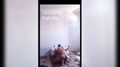 فلاحة شرموطة تتناك من جارها وجوزها في الشغل سكس مصري