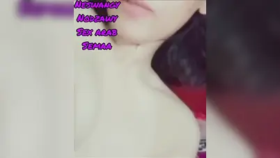 تعالى العبلي في بزازي وارضعهم سكس نودز مصري