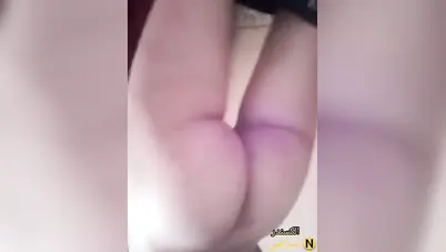 بنوتة هايجة تلعب في كسها المبلول سكس نودز مصري