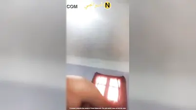 تعالى العب في بزازي يا ميدو سكس بودي مصري