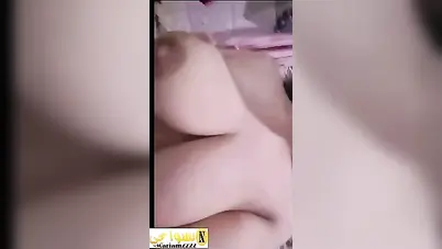 بنت كيرفي بزازها فاجرة تهيج حبيبها سكس نودز مصري