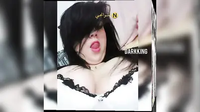 فرسة ترقص وتدلع بقميص النوم سكس نودز مصري